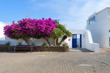 Apartamento en Playa Blanca - Casa Lola, 3 Dormitorios, Apartamento Vista Mar Playa Blanca Muelle