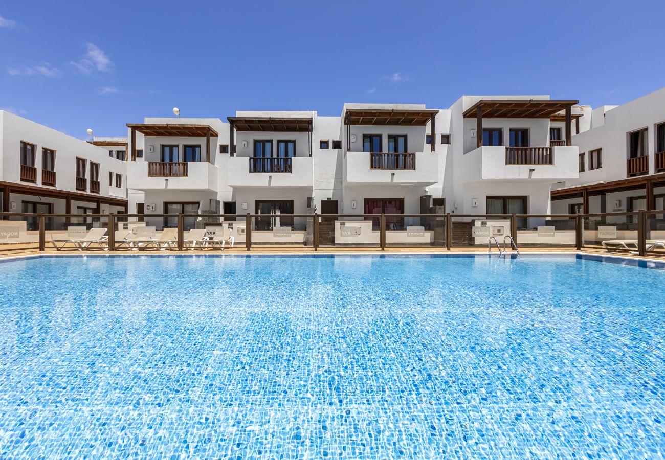 Casa adosada en Puerto Calero - La Malvarrosa