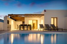 Villa en Playa Blanca - Villa Tabaiba 7A - Vipvipvillas