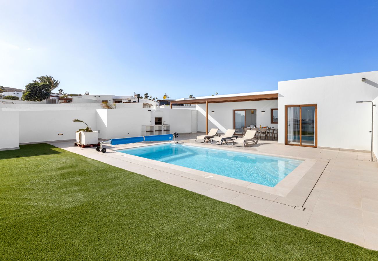 Villa en Playa Blanca - Villa Idaira 14A - Villas Lanzarote - VipVipVillas