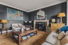 Casa en Dartmouth - Little Redlap – Grand Coastal Estate with Sea Views & Walled Gardens