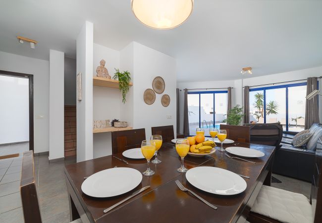 Villa en Playa Blanca - Villa Yaiza 4 - VipVipVillas