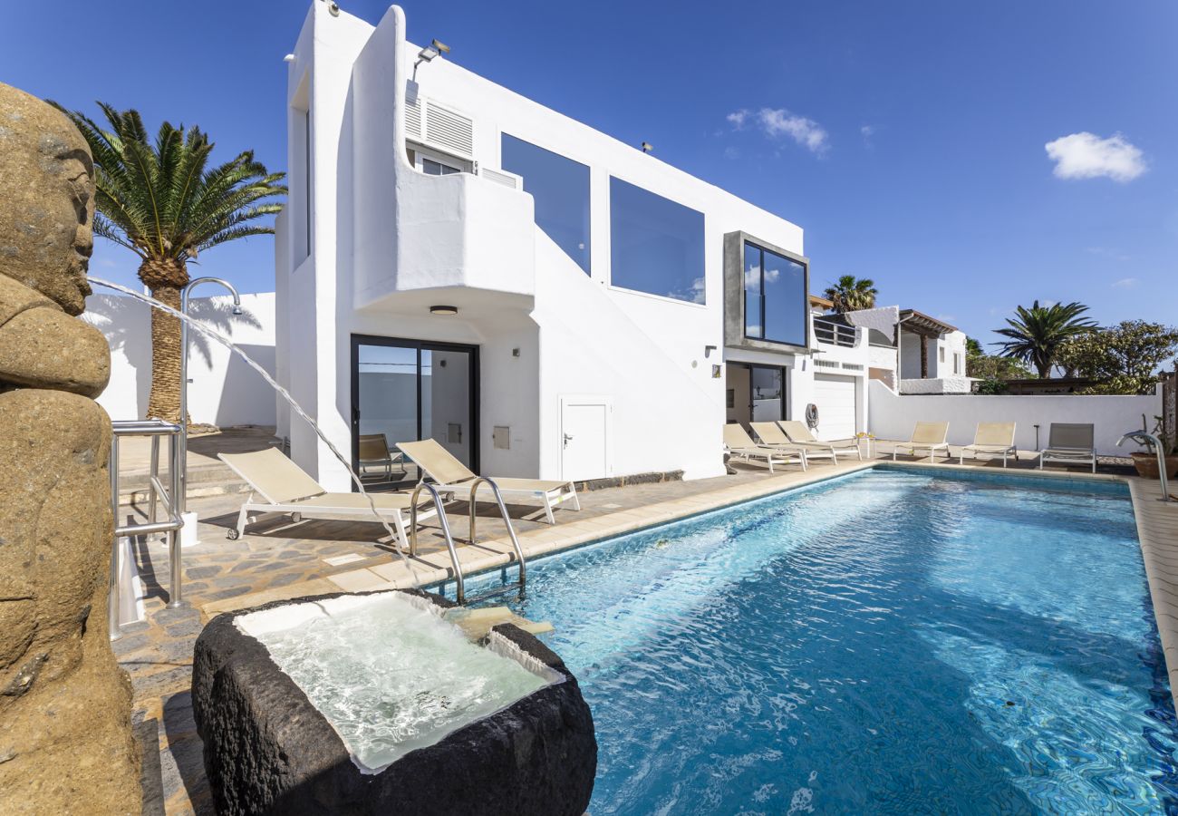 Chalet in Arrecife - Mirador del Océano - Primer piso
