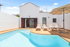 Villa in Arrecife - Villa Rosa - VipVipVillas