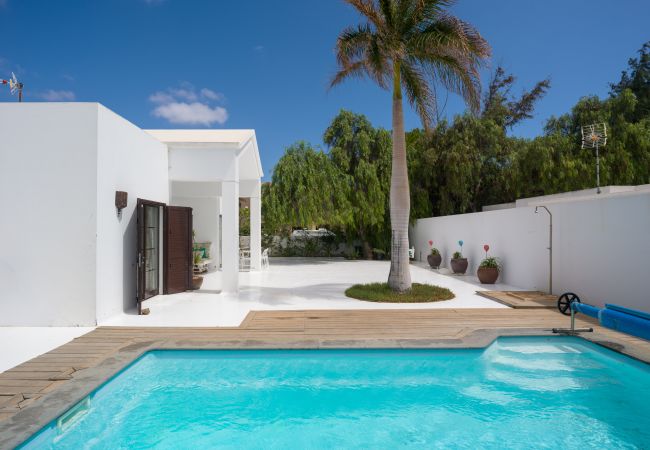 Villa in Costa Teguise - Villa Lola - VipVipVillas