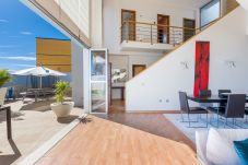 Villa in Santa Cruz de Tenerife - Villa with Sea Views, Pool, Gym, Cinema - HomeForGuest