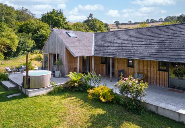 Fresh Escapes - Sunnybrook - Eco House - woodfired Hot Tub - Shaldon