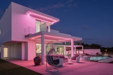 Villa in Playa Paraiso - Villa Royal White