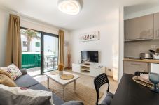 Apartment in Puerto del Carmen - Sunny scape: Relax y Comodidad en Puerto del Carmen