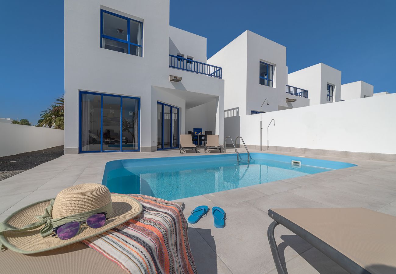 Villa in Playa Blanca - Villas Yaiza 2 - VipVipVillas