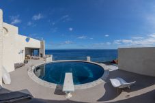 Villa à Arico - HomeForGuest VILLA EXCLUSIVA, DISEÑO, FRENTE AL MAR, 2 PISCINAS - HomeForGuest