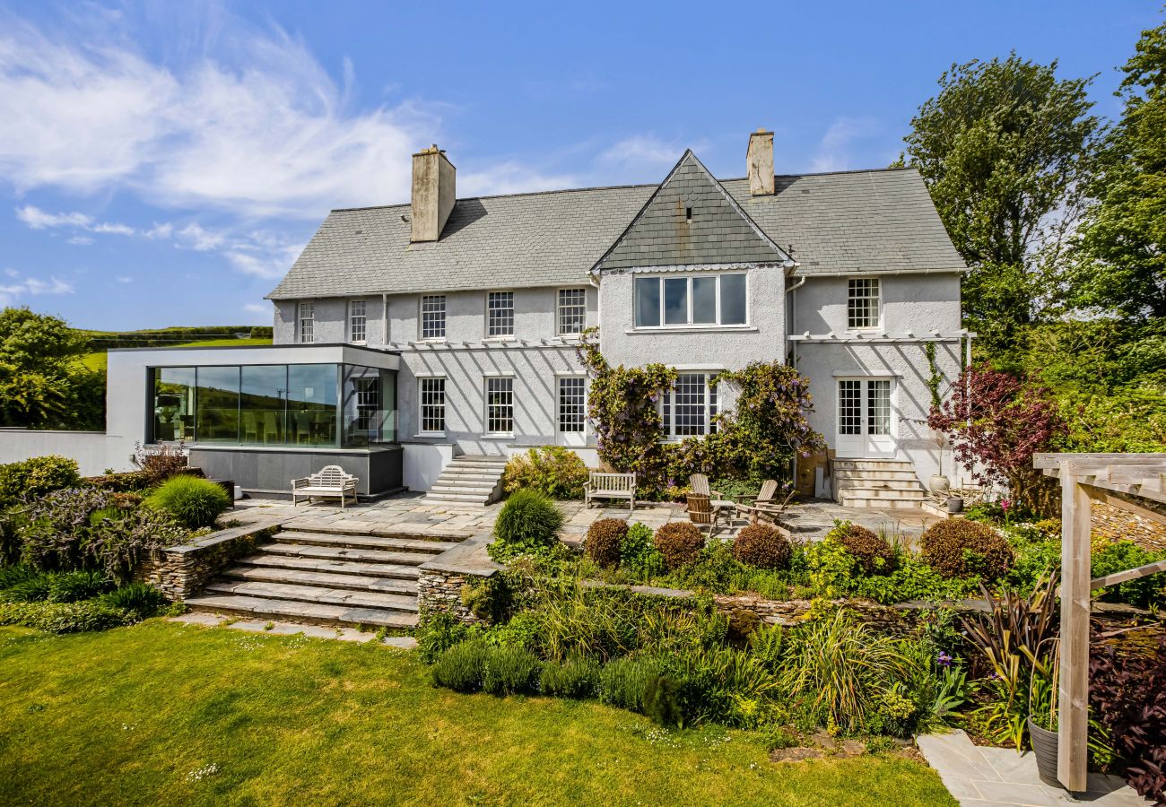 Maison à Dartmouth - Little Redlap – Grand Coastal Estate with Sea Views & Walled Gardens