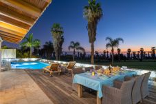 Villa a Adeje - Villa Sunset Golf Retreat