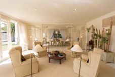 Villa a San Bartolomé de Tirajana - Sunset Luxe Retreat