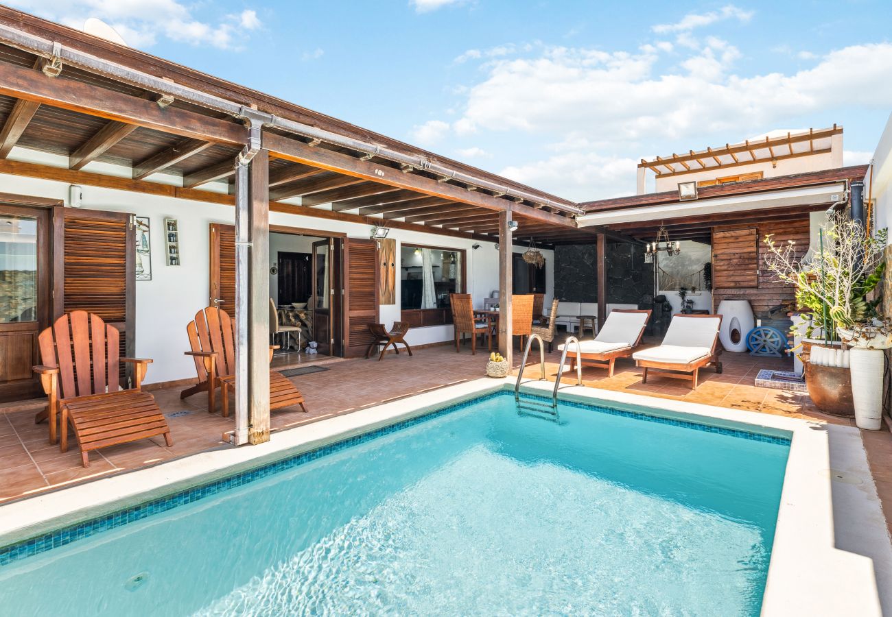 Villa a Playa Blanca - Villa Homaira - VipVipVillas